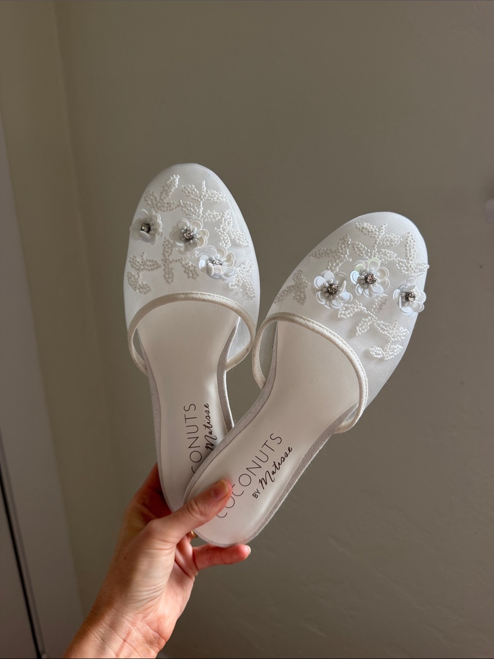Coconuts by Matisse Ivory Floral Sequin Slide Mules